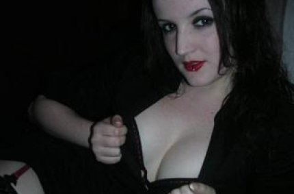 Profil von: xDiademia - LiveSearch-Tags: Gepiercte Titten, girls sex dildo