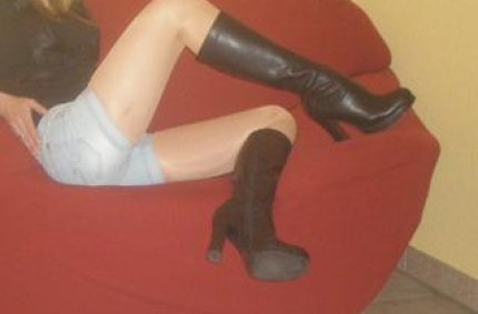 Profil von: hotlena83 - LiveSearch-Tags: nackte girls, amateurgirl