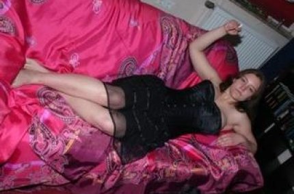 Profil von: chatonnoir - LiveSearch-Tags: nasse moese, live amateur webcams