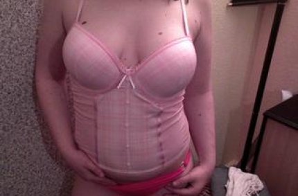 Profil von: suesse19 - LiveSearch-Tags: erotikbilder blasen, bdsmclips