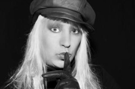 Profil von: Deine Geldherrin  - LiveSearch-Tags: private erotische frauen, livechat cam kostenlos