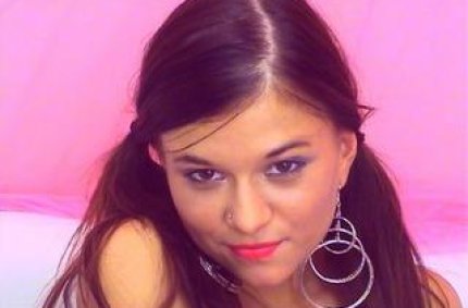 Profil von: HORNY BRUNETTE - LiveSearch-Tags: muschie, clips privat frauen