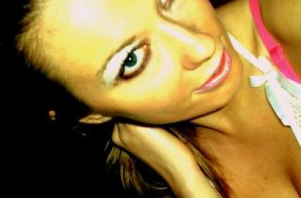Profil von: Feuchte Gina - LiveSearch-Tags: rasirtmuschibilder, geilefrauen