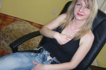 Profil von: blondeEMMA - heisse muschis, reife frauenpornos