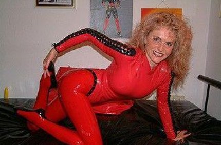 Profil von: RubberTina - LiveSearch-Tags: geile titten, vagina bilder
